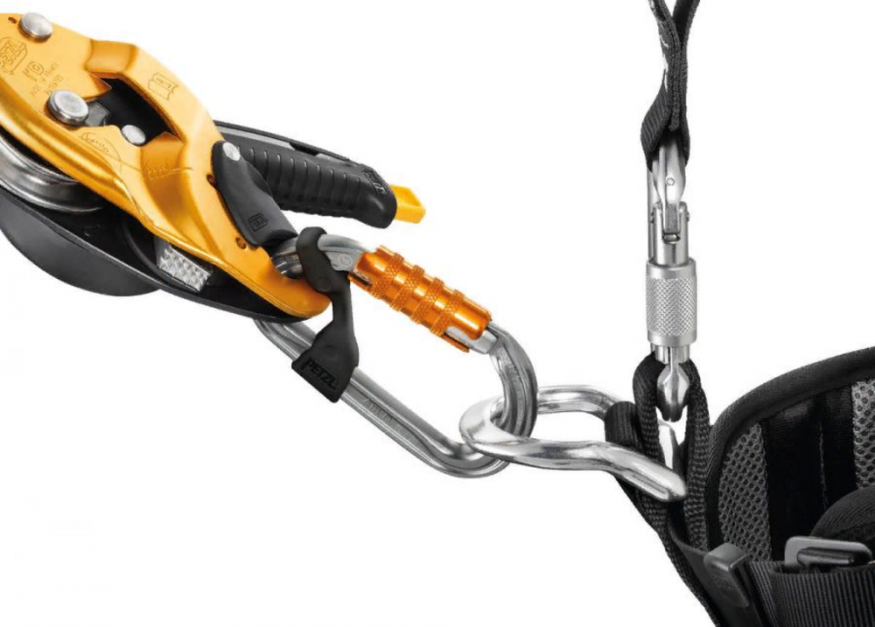 Карабин PETZL  AM&amp;#039;D TRIACT-LOCK