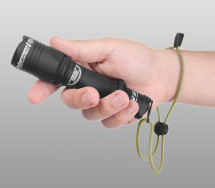 Тактический фонарь Armytek Dobermann (тёплый свет)